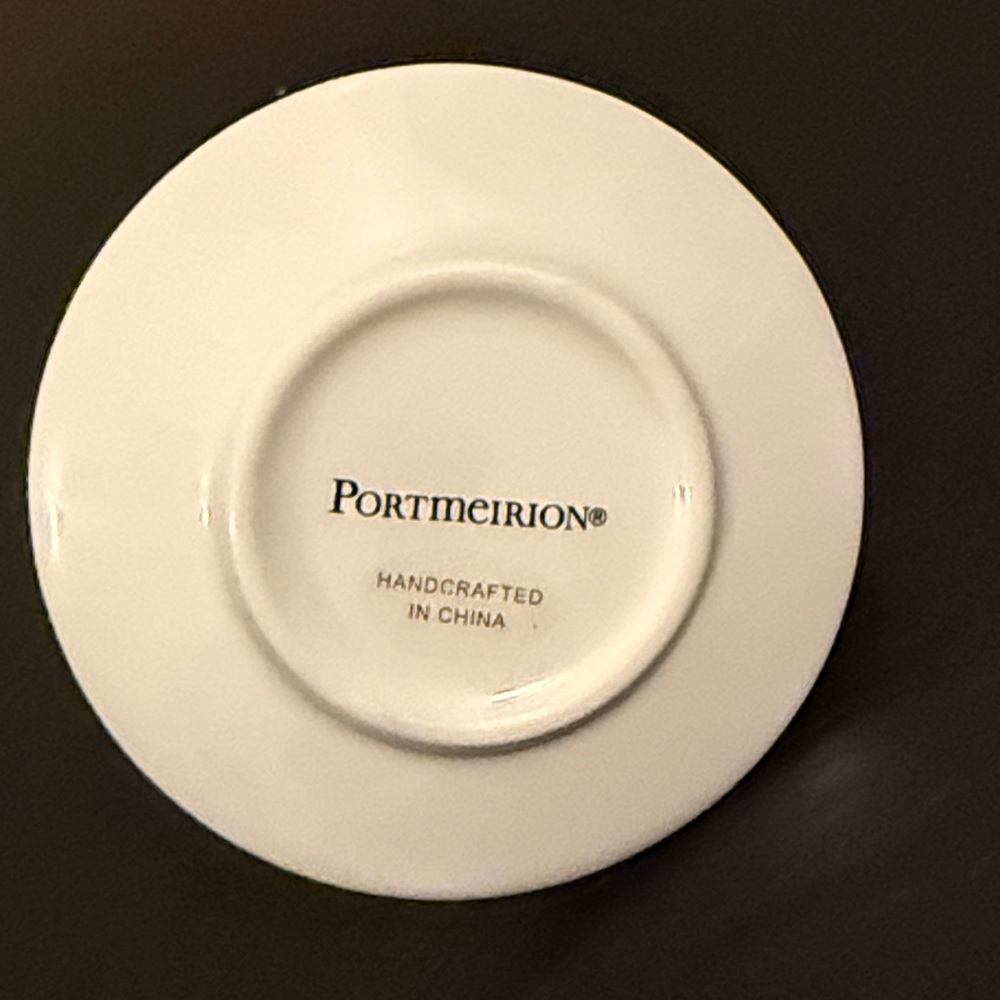 Portmeirion The Holly and The Ivy Teacup and Saucer Christmas Ornament - Picture 7 of 7